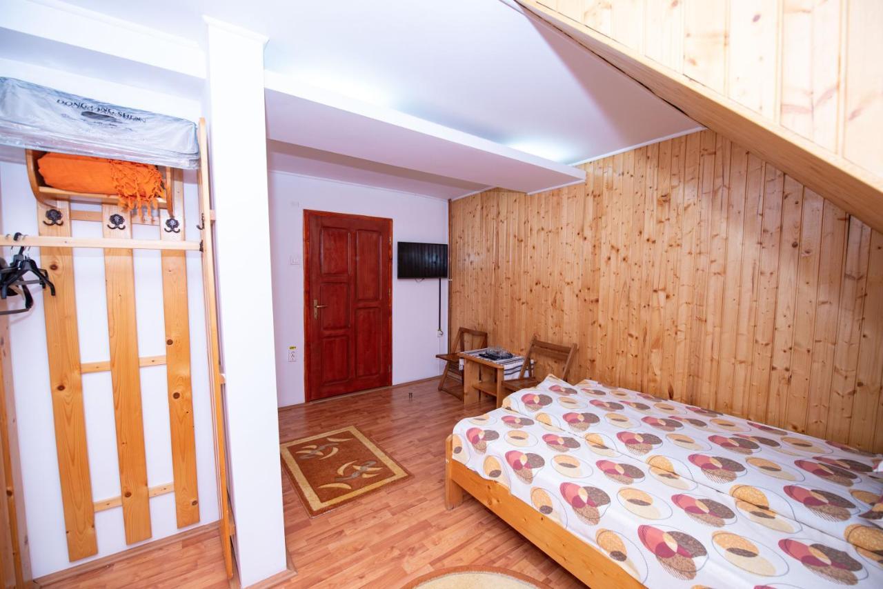 Pensiunea Flori De Camp Vatra Dornei Εξωτερικό φωτογραφία