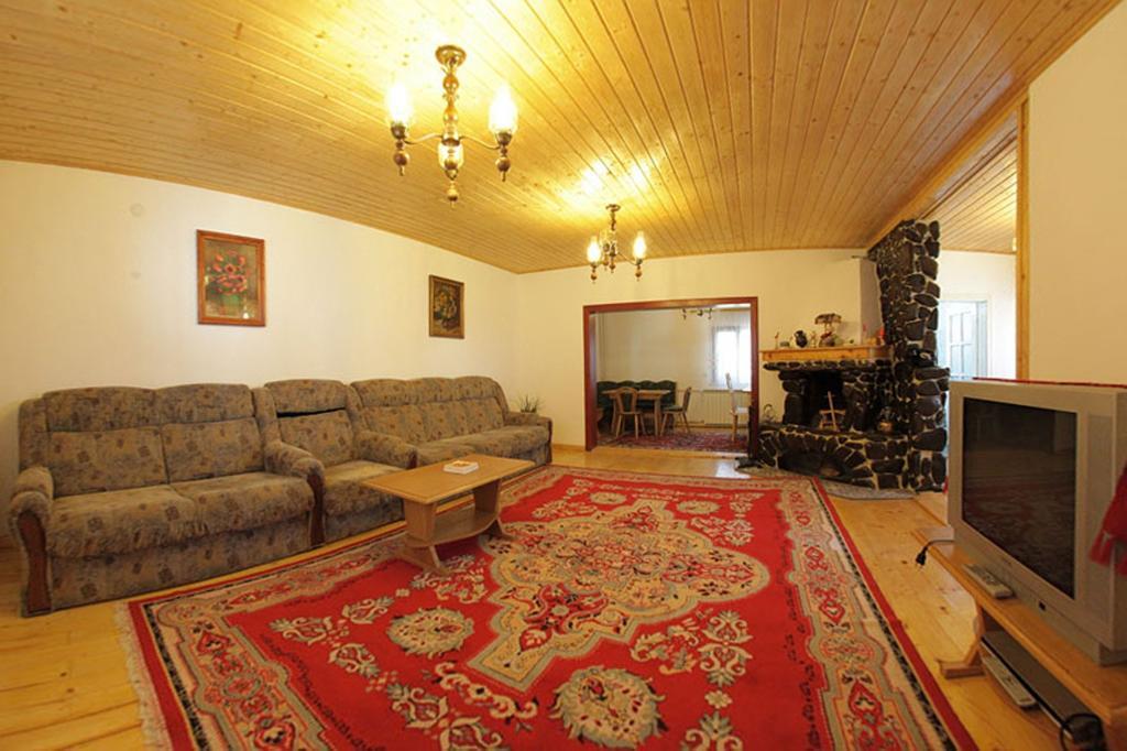 Pensiunea Flori De Camp Vatra Dornei Δωμάτιο φωτογραφία